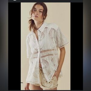 Free People Overside  All Things Sweet Eyelet Bohemian tunic blouse whites. S M